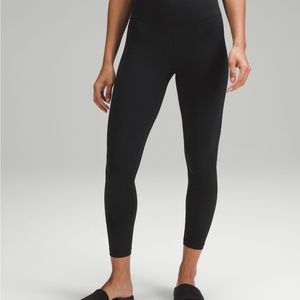 Women’s Lululemon Align 25” Leggings, Size 4